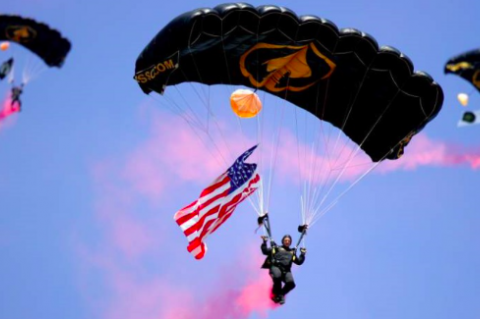 The United States Special Operations Command Parachute Team, known as the Para-Commandos will also be feautred at the Oct. 16 and 17 show in Sanofrd. 