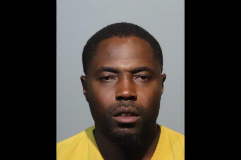 Duwane Edward Gilmore, 35, is accused of robbing two banks.