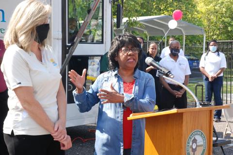 Former Sanford City Commissioner Dr. Velma Williams (right) commends Florida Department of Health Director Donna Walsh (left) for her efforts to help open the health clinic. 