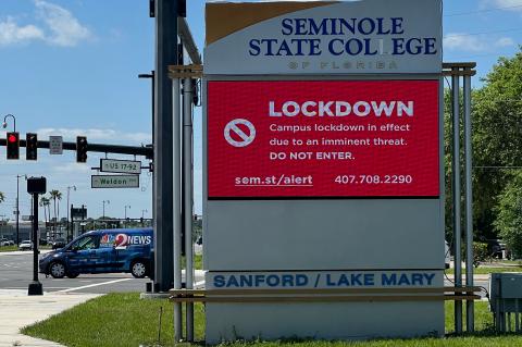 A sign at the Seminole State College entrance near Publix on Weldon Boulevard warned visitors not to enter the campus during a lockdown on Monday morning. 